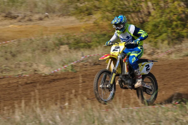 Campeonato de Rusia de Motocross entre motocicletas y vehículos todo terreno — Foto de Stock