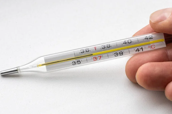 Medical mercury thermometer : 46 882 images, photos de stock