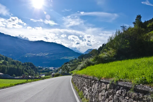 Mountain road — Stock Photo, Image