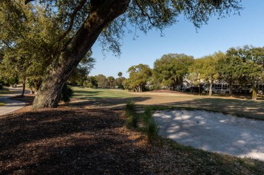 Wild Dunes Resort, Güney Carolina, ABD - 5 Nisan 2021. Golf sahası, Wild Dunes Resort, Palms Adası, Güney Carolina.