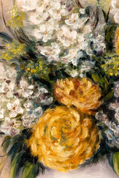 花瓶中橙色菊花与白色丁香花的静物画碎片 — 图库照片