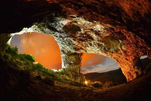 Trascau 산, 루마니아에서에서 학생의 동굴 — 스톡 사진
