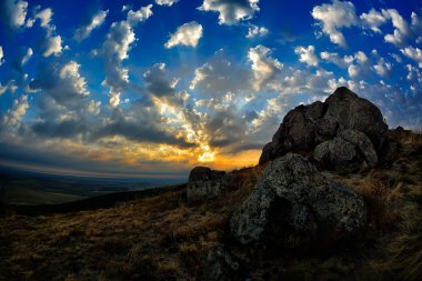 Günbatımı güneş doğarken - Dobrogea, Romanya manzara