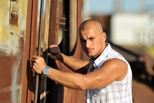 Athletic young man outdoor — Stock Photo, Image