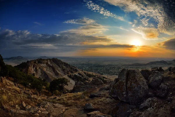 Landskap i solnedgång soluppgång Tutuiatu Visa, Dobrogea, Rumänien — Stockfoto