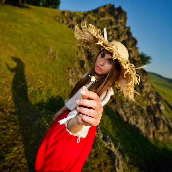 Young beautiful woman on field — Stock Photo, Image