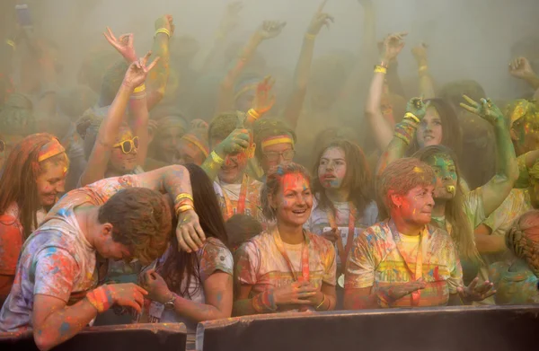 Pessoas na Mamaia color run 2015 — Fotografia de Stock