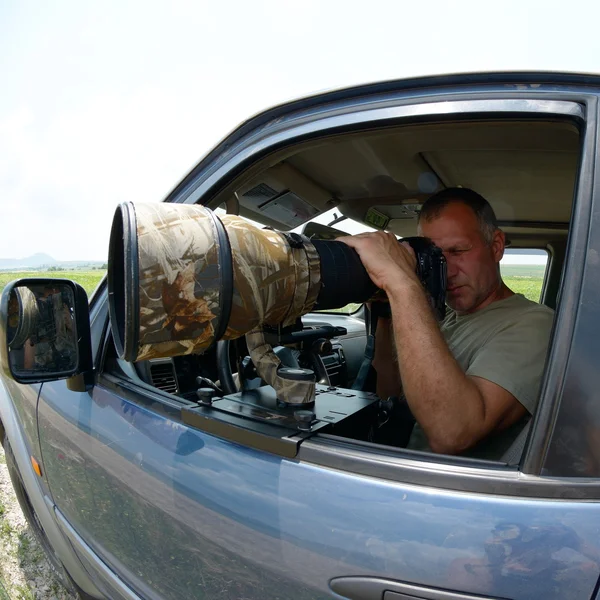 Naturfotograf im Freien — Stockfoto