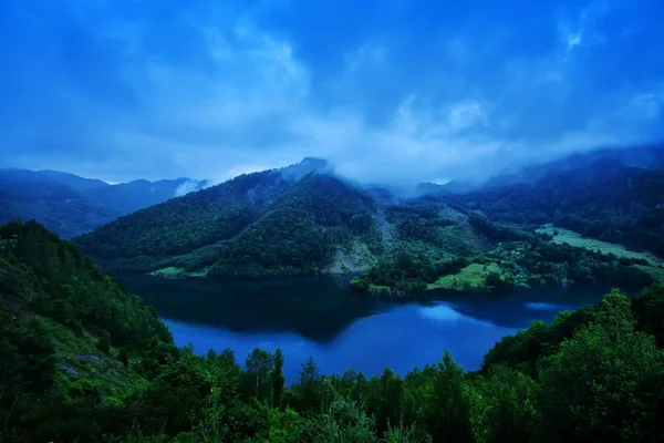 Beautiful landscape from Siriu barrage — Stock Photo, Image