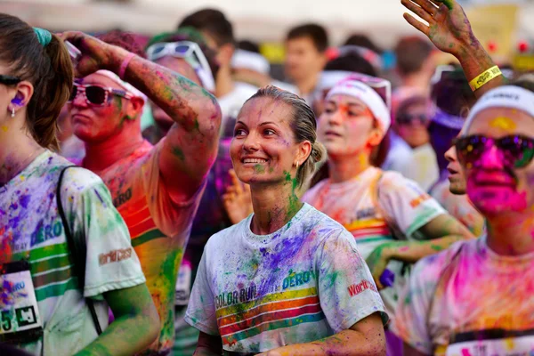 Pessoas na Mamaia color run 2014 — Fotografia de Stock