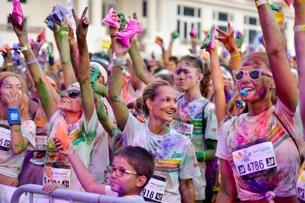 Pessoas na Mamaia color run 2014 — Fotografia de Stock