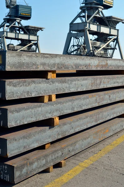 Steel sheet in the shipyard — Stock Photo, Image