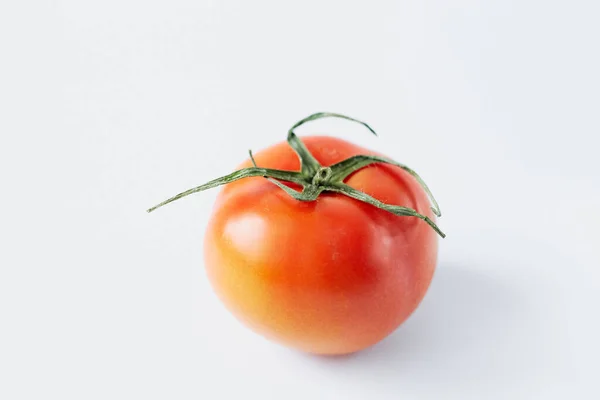 Tomate Isolado Sobre Fundo Branco Tomate Close — Fotografia de Stock