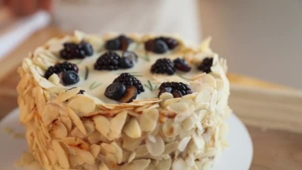 Gâteau Essterhazy Aux Amandes Gros Plan Dans Cuisine Gâteau Végétalien — Video
