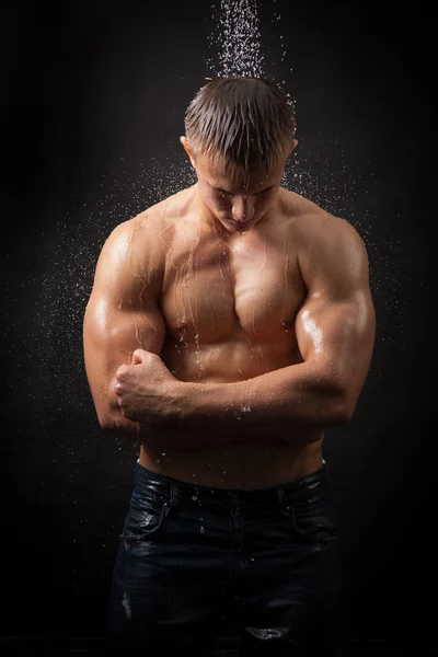 筋肉質の男 — ストック写真