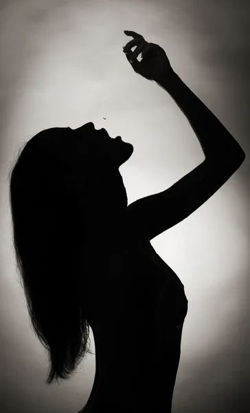 Silhouette di ragazza — Foto Stock