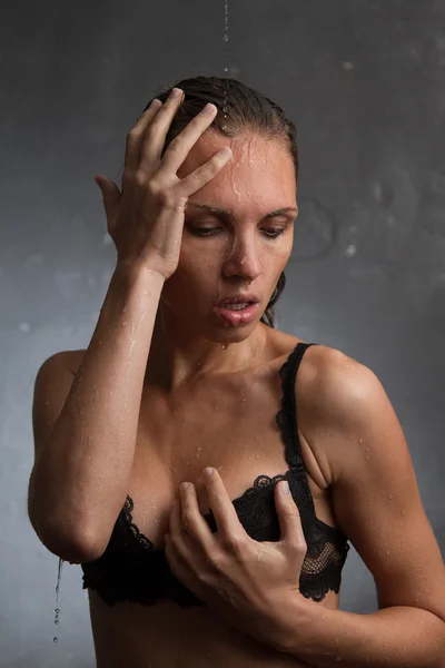 Mujer húmeda —  Fotos de Stock