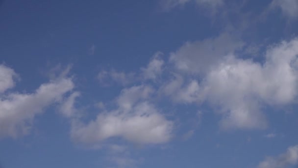 Ciel bleu et nuages