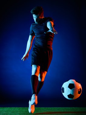 Futbolcu adam izole