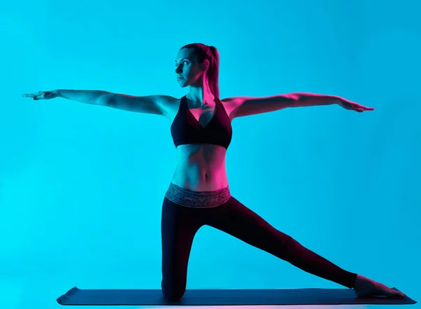 Yoga-Übungen für Frauen — Stockfoto