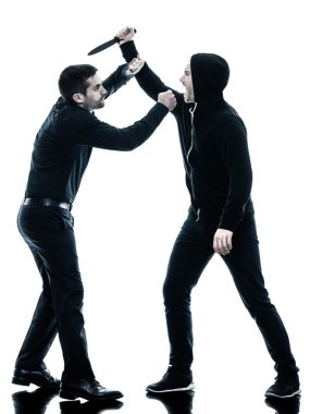 izole mücadele erkekler krav maga savaşçıları