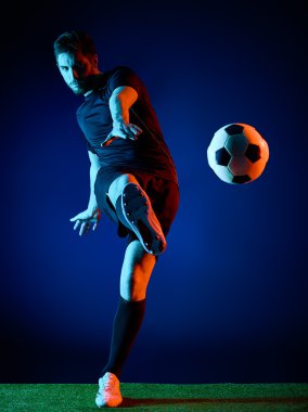 Futbolcu adam izole