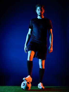 Futbolcu adam izole