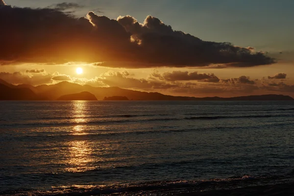 Palawan Filipinler deniz manzaraları günbatımı — Stok fotoğraf