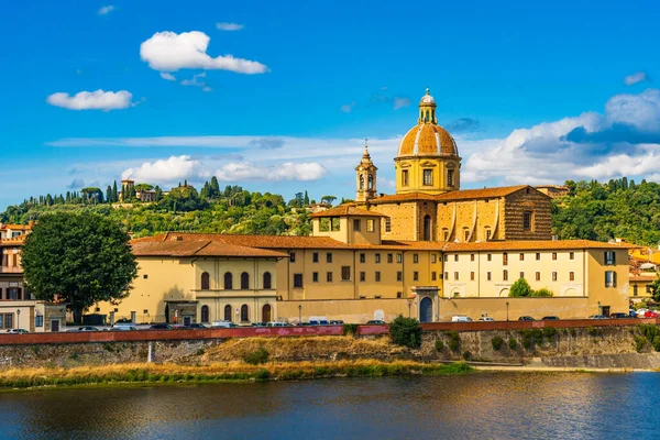 Florencja Arno Rzeka Cityscape panorama Toskania Włochy punkt orientacyjny — Zdjęcie stockowe