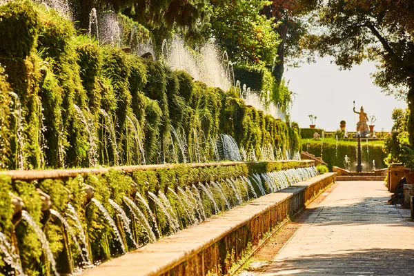 Вилла dEste фонтаны Ренессанс Тиволи Лацио Италия ориентир — стоковое фото
