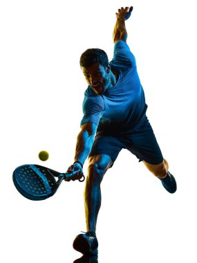 olgun adam Paddle Padel oynatıcı gölge silueti izole edilmiş beyaz arkaplan