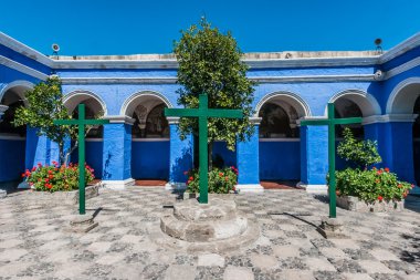 Santa Catalina Manastırı ' 3 haçlar