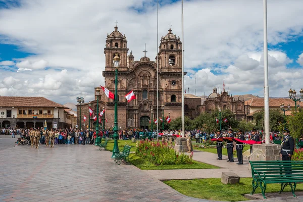 Sfilata dell'esercito Plaza de Armas Cuzco Perù — Foto Stock