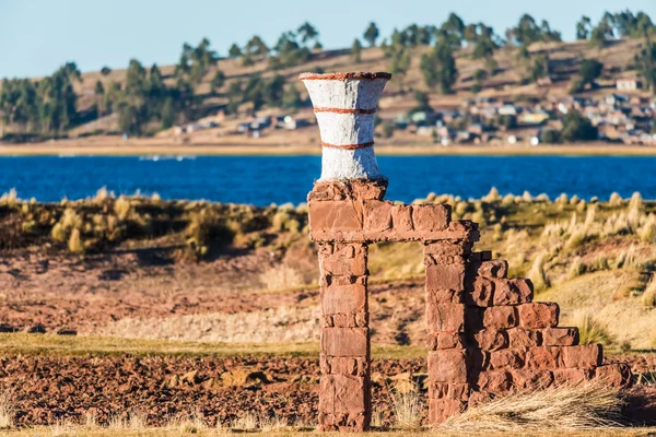 在秘鲁安第斯山脉的陶瓷花瓶 — 图库照片
