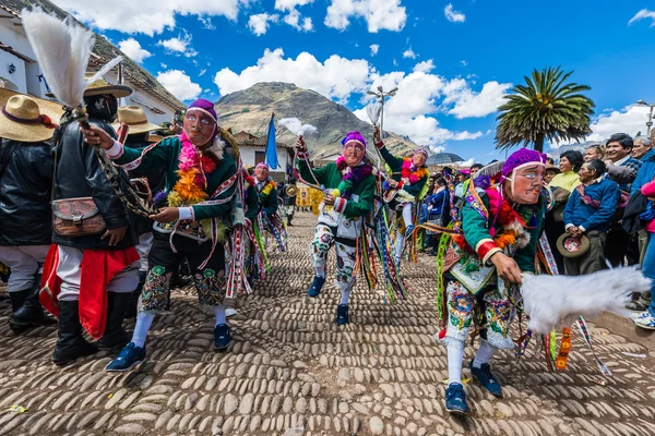 Virgen del Carmen parade peruvian Andes  Pisac Peru — Stock Photo, Image