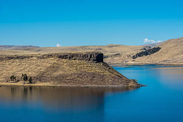 Jezioro Titicaca z Silustani — Zdjęcie stockowe