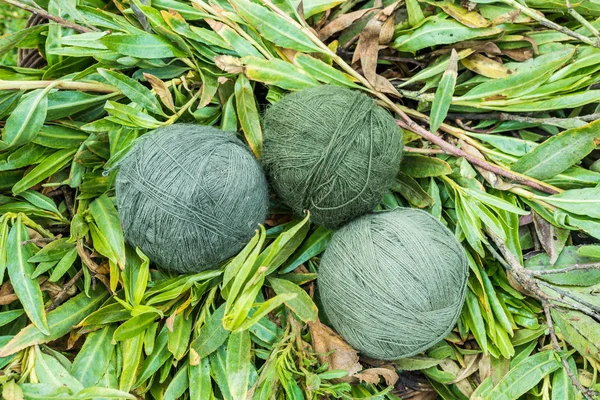 Natural dyed wool yarn — Stock Photo, Image