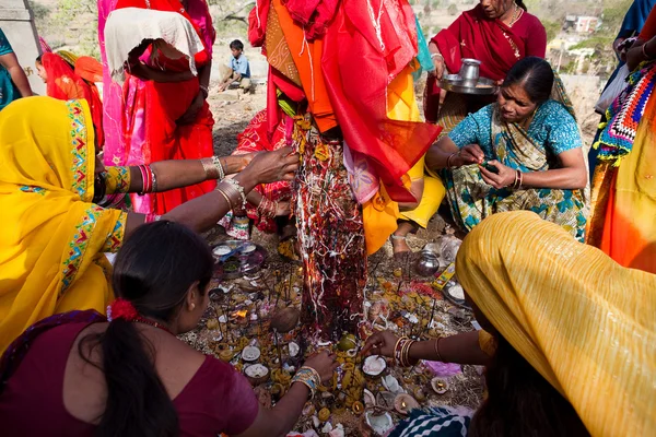 Gangaur festival in rajasthan indien — Stockfoto