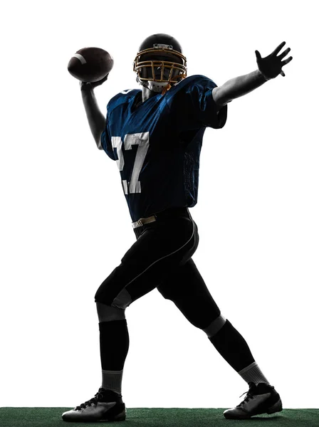 アメリカ フットボール プレーヤー男を投げるのクォーター バックします。 — ストック写真