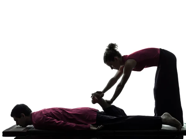 Voeten benen Thaise massage silhouet — Stockfoto