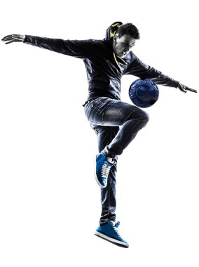 genç adam futbol freestyler oyuncu siluet