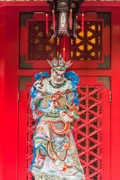 Taoism god sculpture Sik Sik Yuen Wong Tai Sin Temple Kowloon Ho — Stock Photo, Image