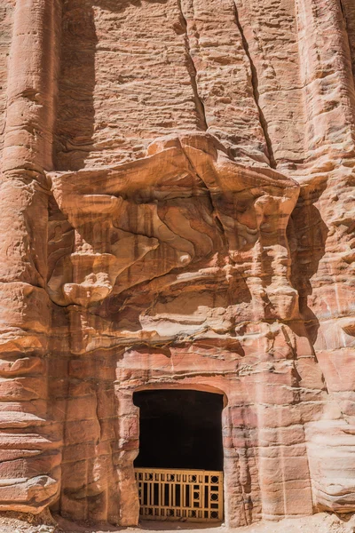 Tumba em nabatean cidade de petra jordan — Fotografia de Stock