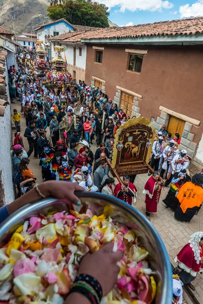 Virgen del Carmen parade Peruaanse Andes Pisac Peru — Stockfoto