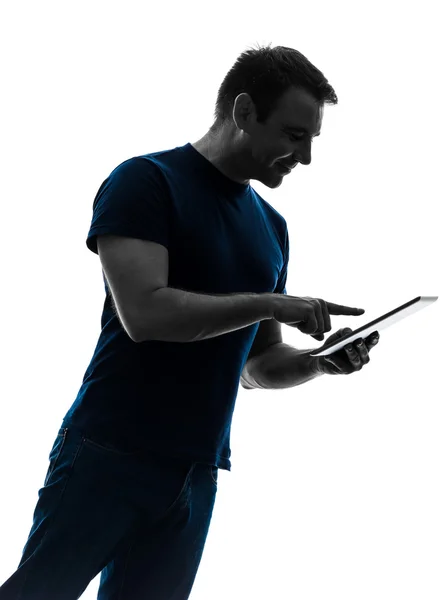 男性タッチ スクリーン デジタル タブレットのシルエット — ストック写真
