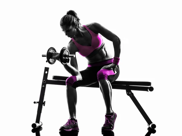 Vrouw fitness oefeningen gewichten silhouet — Stockfoto