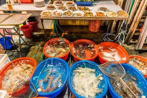 Restaurantes de mariscos Temple street Kowloon Hong Kon — Foto de Stock