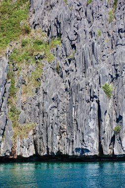 Cadlao Adası kayalar cliff El Nido Filipinler