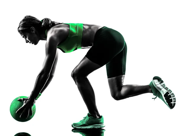 Femme fitness Médecine Ball exercices silhouette — Photo