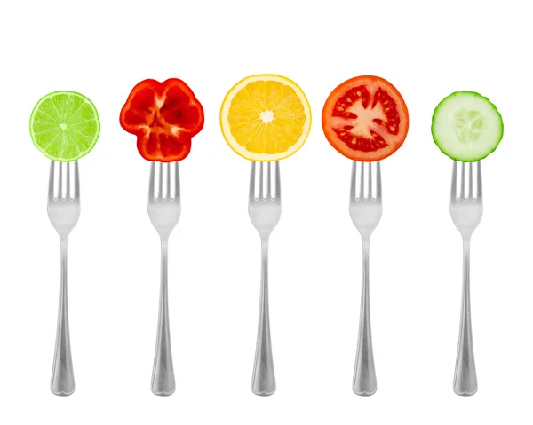 Υγιεινή διατροφή, βιολογικά τρόφιμα σε πιρούνια με λαχανικά και φρούτα. — Φωτογραφία Αρχείου